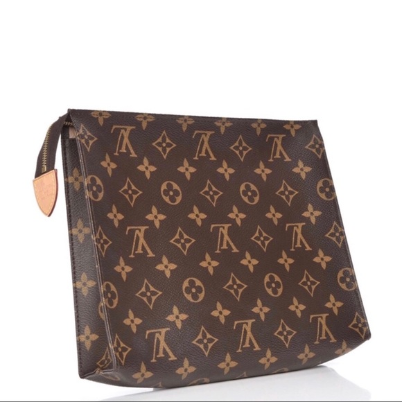 Louis Vuitton Handbags - Auc. Louis Vuitton Clutch 26